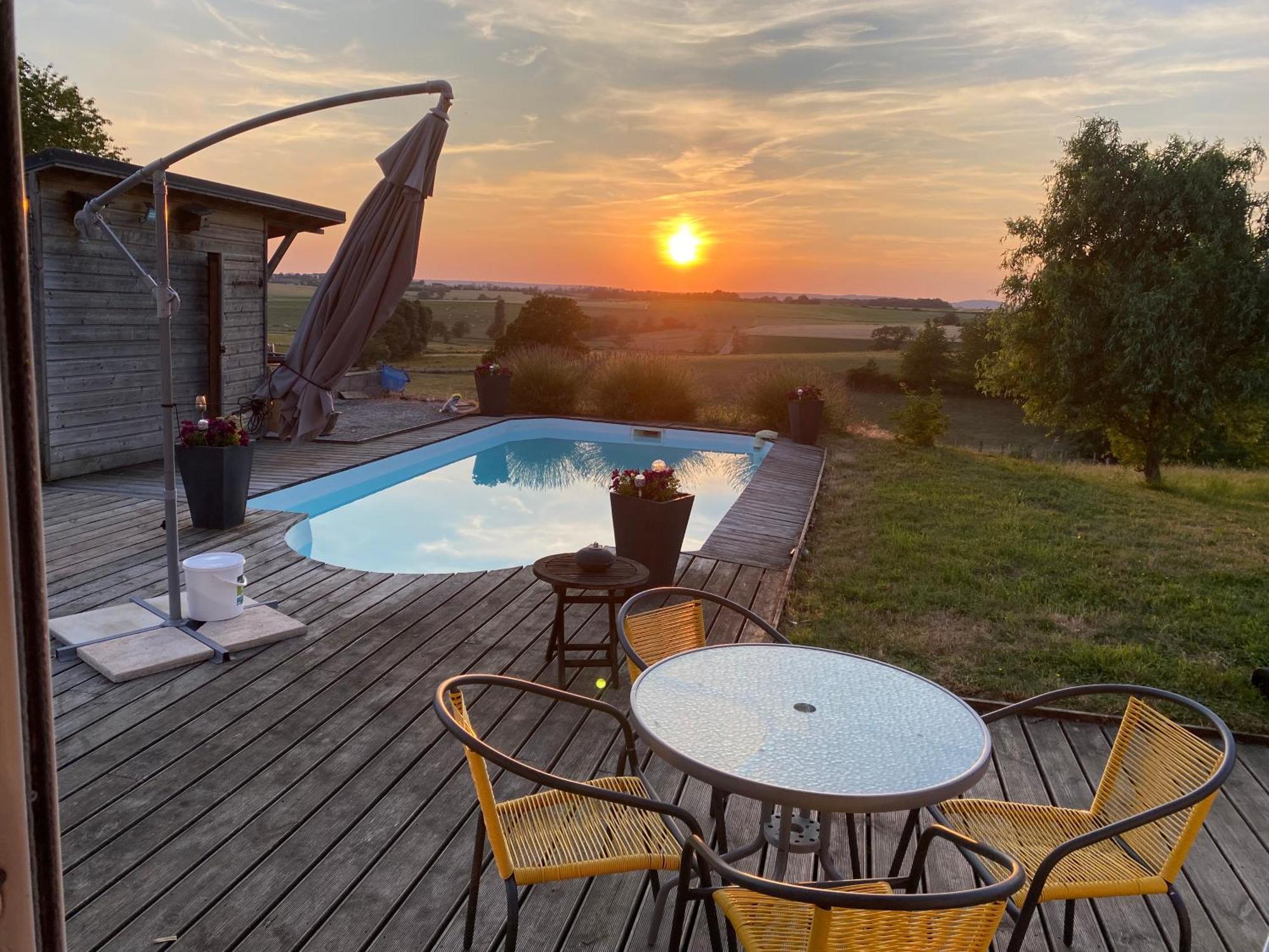 La Maison de Jeanne Châteney Extérieur photo